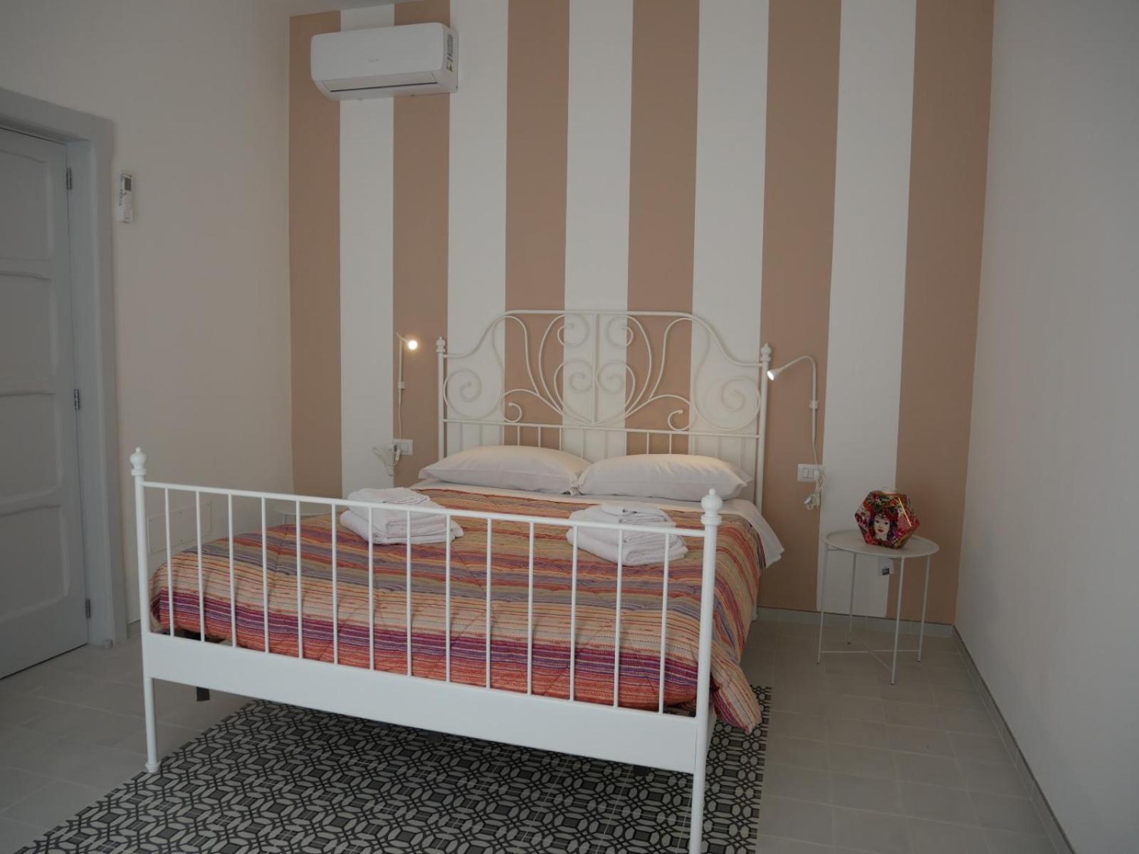 Casa Vacanza B&G Lecce Kültér fotó